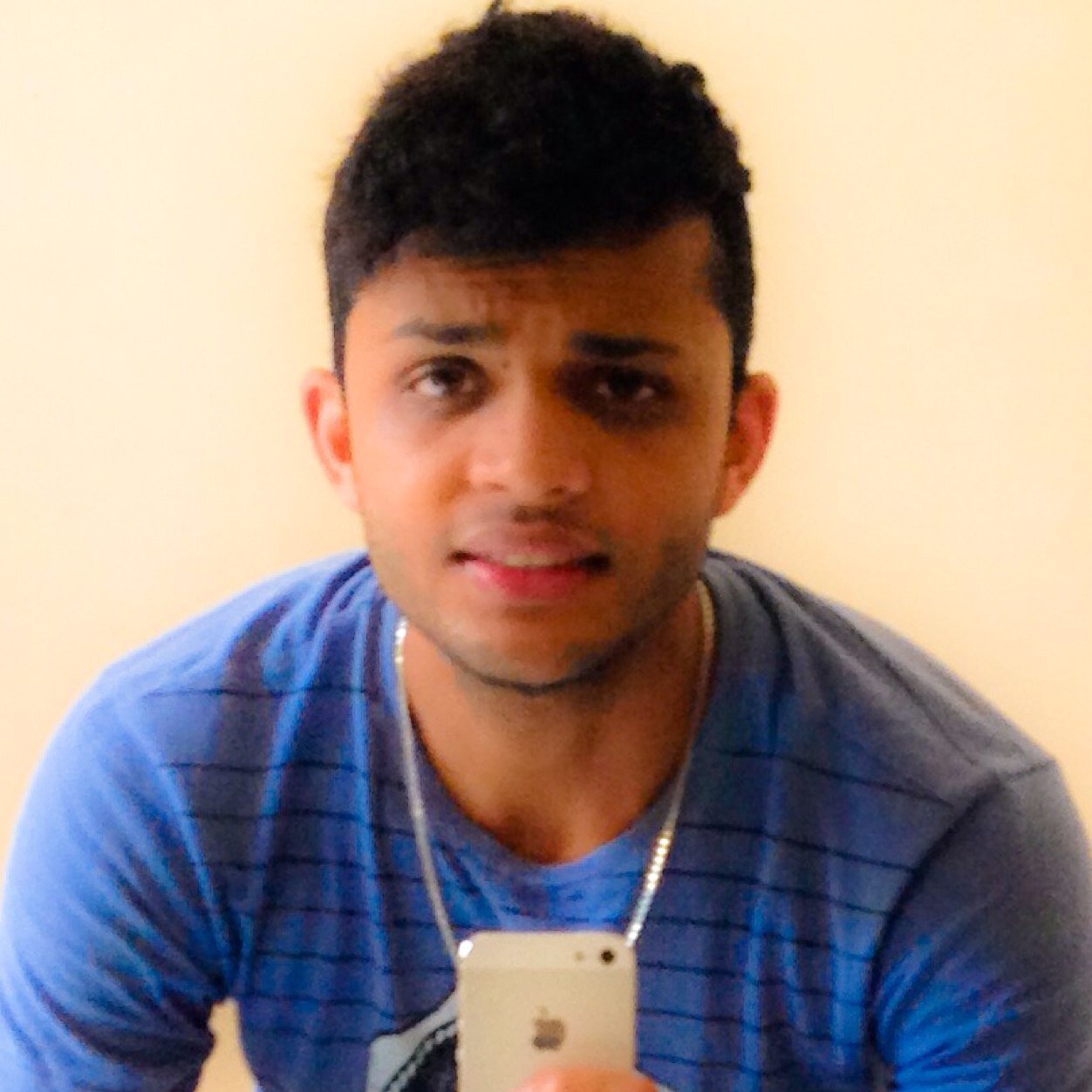 Porque o Filho do homem veio buscar e salvar o que se havia perdido. Lucas 19.10.     BRASIL