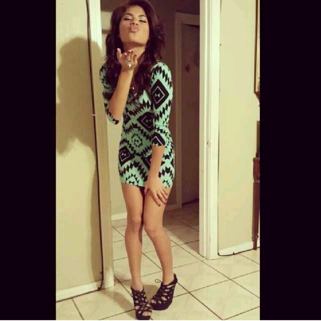 DHJ class of 2014 . XC & SOCCER is what I truly love ♥ single . and if you're following me for your friend tell that bitch I said haaayy ☆