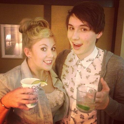 Lover of Amazingphil, Danisnotonfire, Sprinkleofglitter, Zoella, Tanya Burr & youtubers in general.