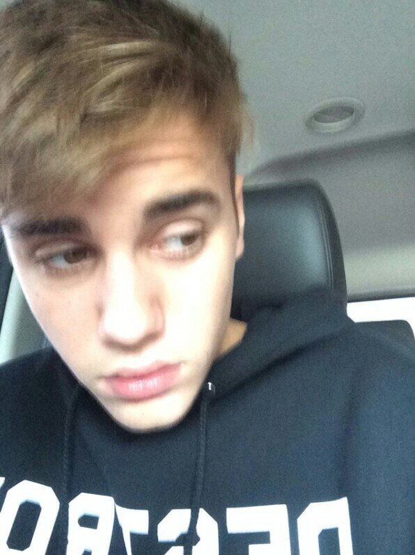 Always here for Justin , ma baby boo . Love him until ma last breath ..