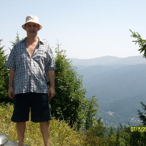 iohan71's profile picture. 