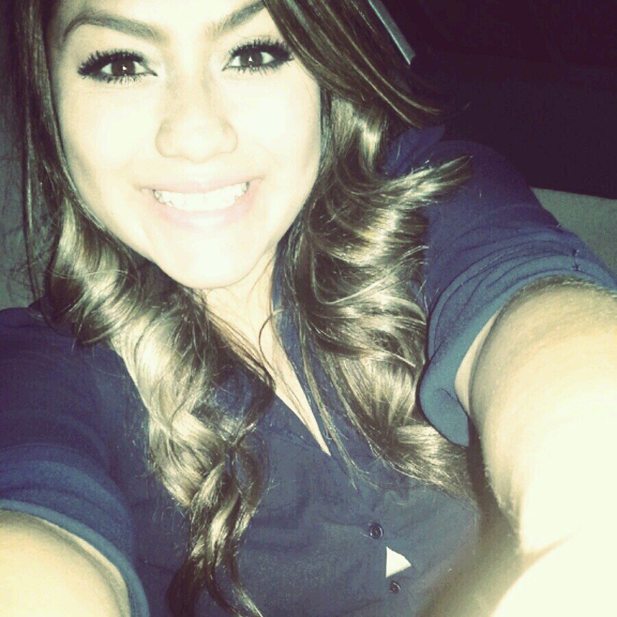 19, single momma. he's my world, my priority, & the love of my life. follow me!