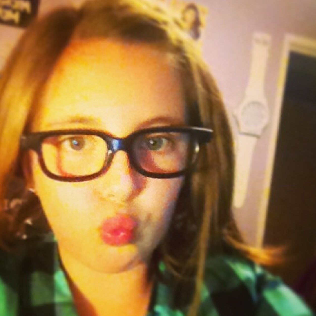 Yo my nam e is gemmgemm lol xoxoxo HA GAY LUV
