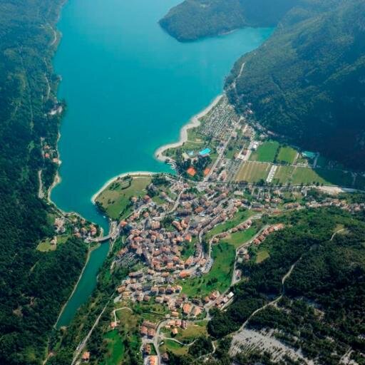 Campeggio tra le #Dolomiti di Brenta sul Lago di #Molveno