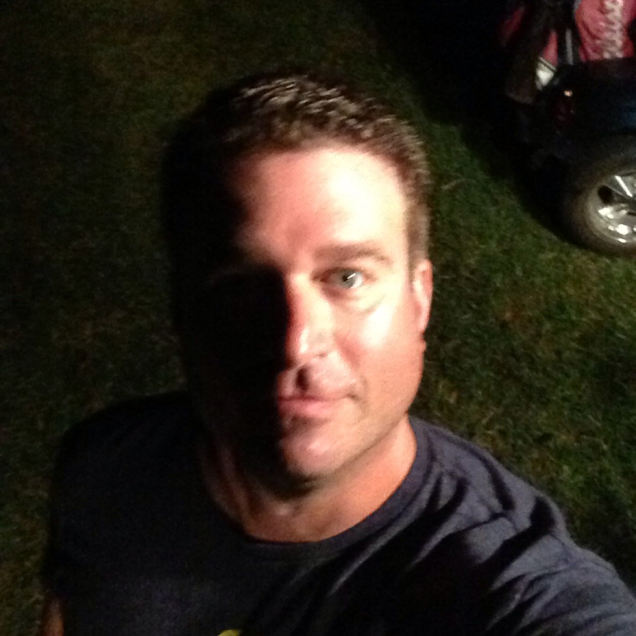 Detroit sports fan and food and drink aficionado!