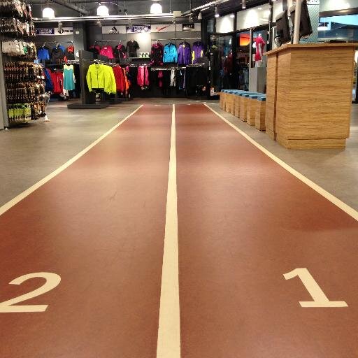 Runnersworld Dordrecht is dé gespecialiseerde winkel voor zowel de beginnende als de gevorderde loper.
