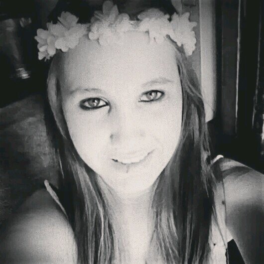 I love my bubbi!! he means the world to me and I love him so much!! i don't know what I would do without him!! xoxox 3
