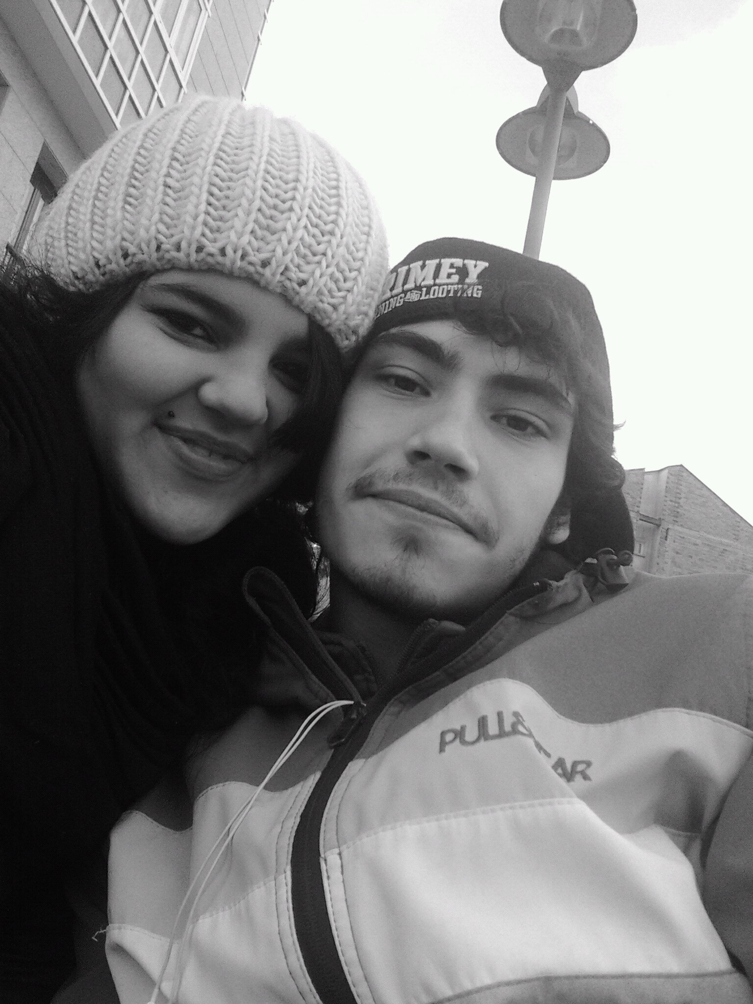 Luchare contra todo lo malo,pero a tu lado.Tu haces que no me rinda y llenas cada dia de felicidad.28T