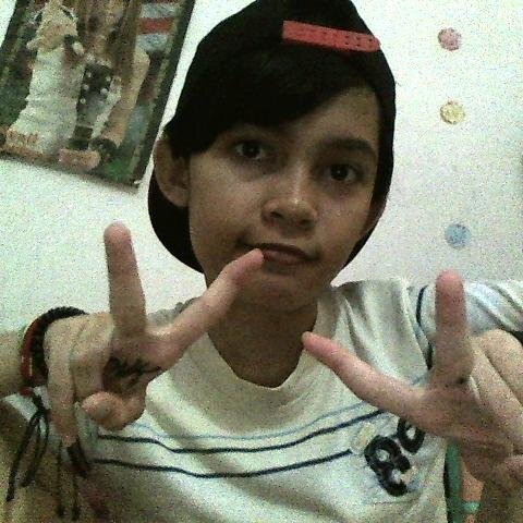 fb;nissa arnda slankybues surabaya..add me