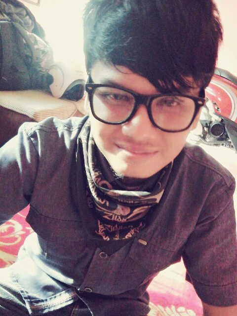 Married with @nyonyahwibowo Hargailah seseorang yang telah mencintai anda ..