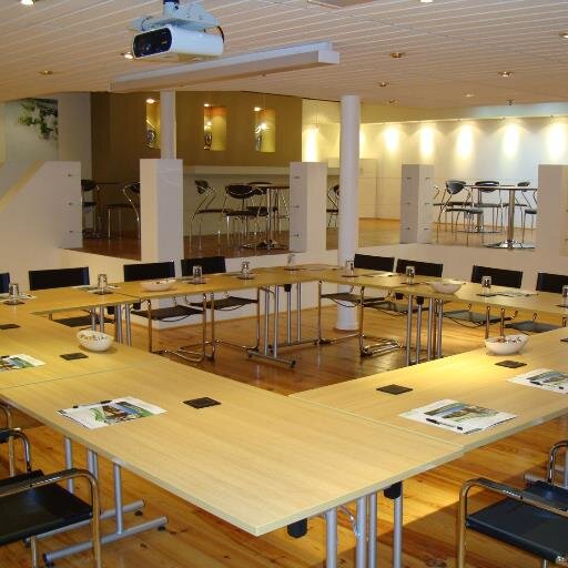 We offer excellent conference, venue hire, managed office & virtual office facilities at affordable prices. Just 5 mins from J7 of the M65