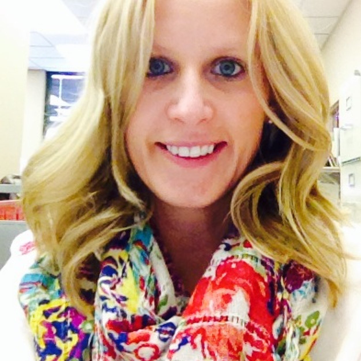 booklover. foodie. librarian in the digital age.