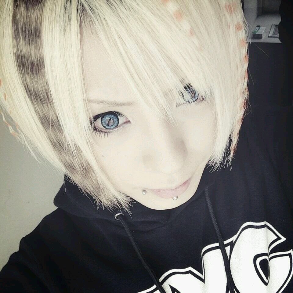 Kosukrlove's profile picture. UVER/RAD/Royz/DIV/ユナイト/こんどう ようぢ☆YD/大倉士門/だおくん/相方ちゃん/読モLOVE♡