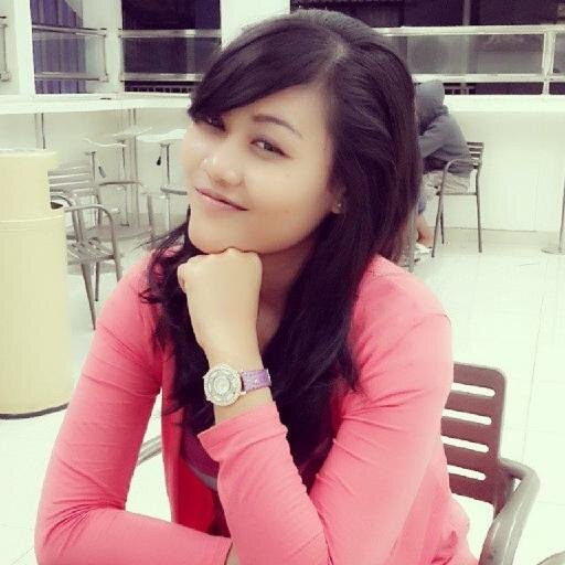 I'm sensitive, calm, agresif, n Independent woman :)