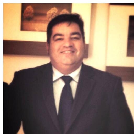 Advogado Especialista em Direito do Trabalho, Direito Público e Direito Agrário. Ex Professor Universitário. Motociclista.Pai. Marido.E gente finíssima.