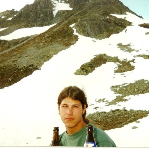 Deadhead father of two who enjoys stocks, fantasy football, crypto, live music, snowboarding, golf, boating, fishing, and poker
