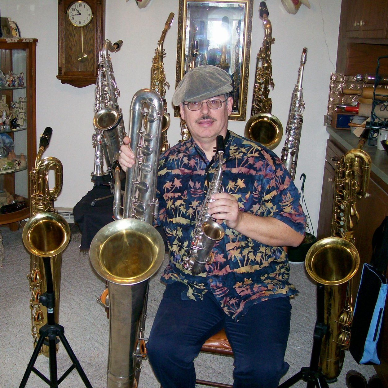 insaxes's profile picture. Sax Player/ Teach/Tech: JL Orch / Owa Comm Band/