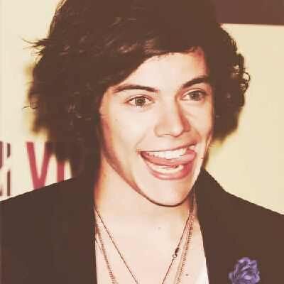 i'm a filipina and proud to be a directioter...