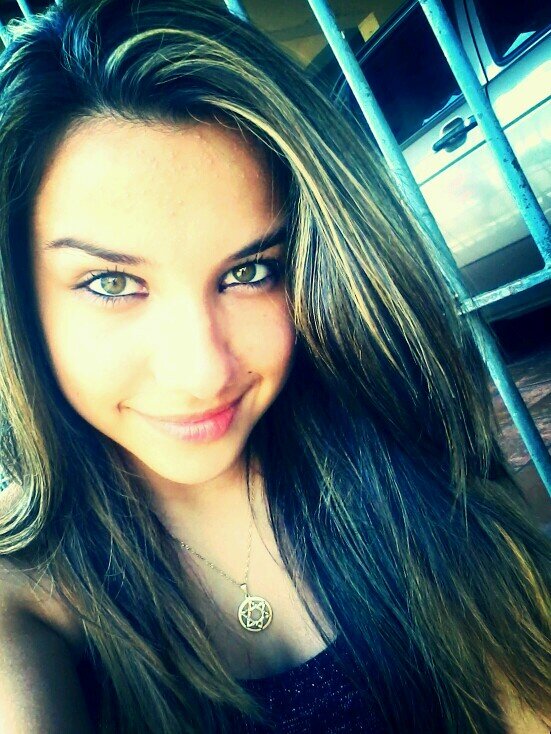 Estudante de Psicologia 🔱
18 anos💜Escorpiana♏️
Snap: niihgheorghiu👻