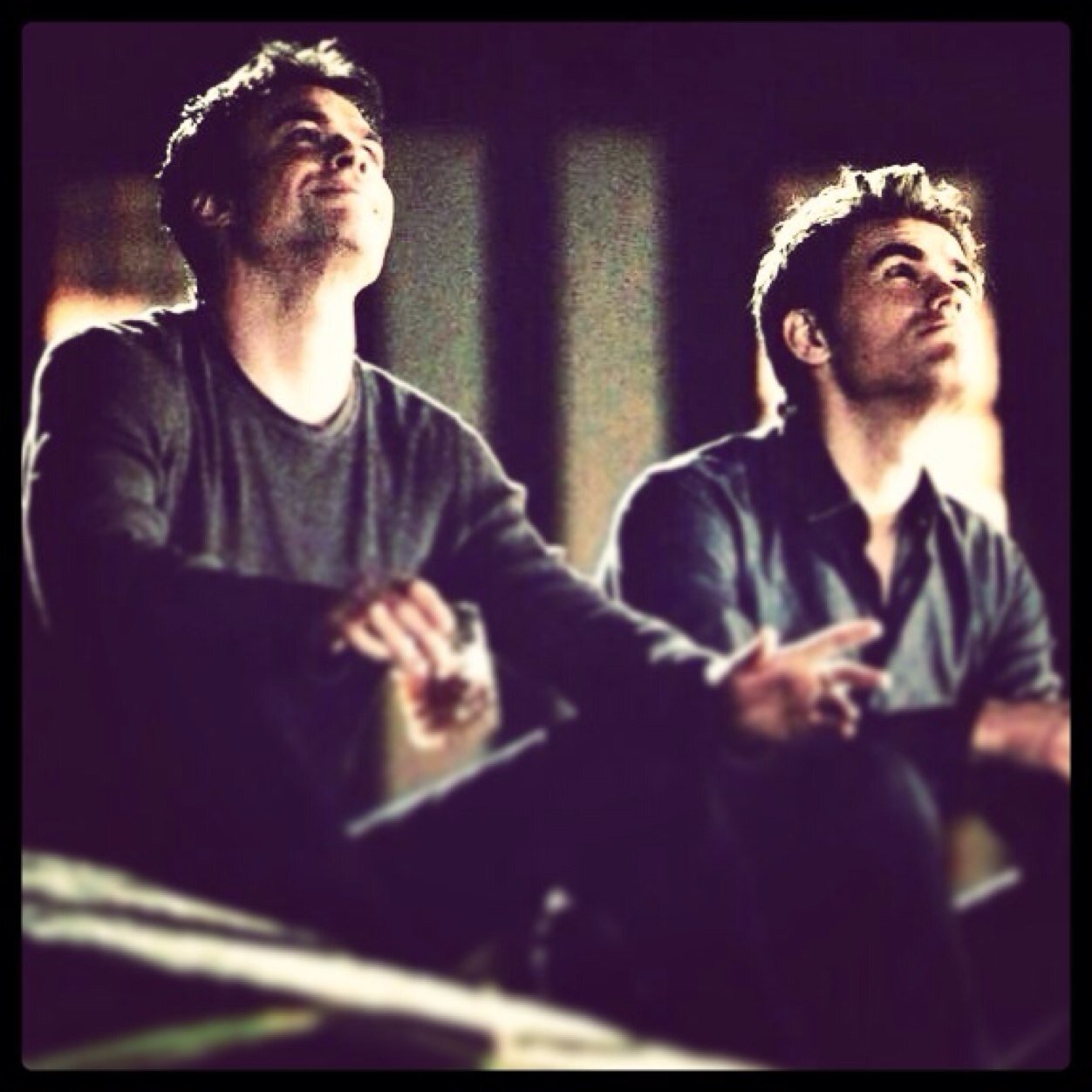I gave you free follow and can you please go Follow @TheKingOfTVD thank you so much if you do xxx ily