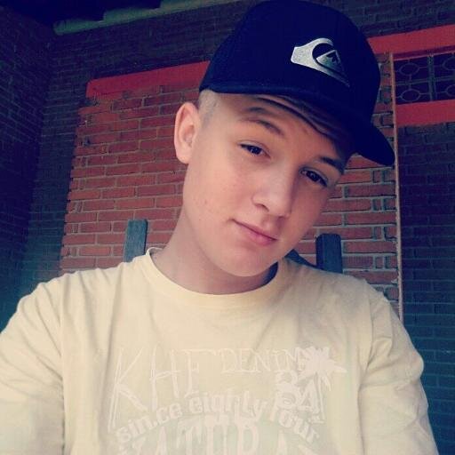 Acompanha no insta, http://t.co/HxJv1m6GBX