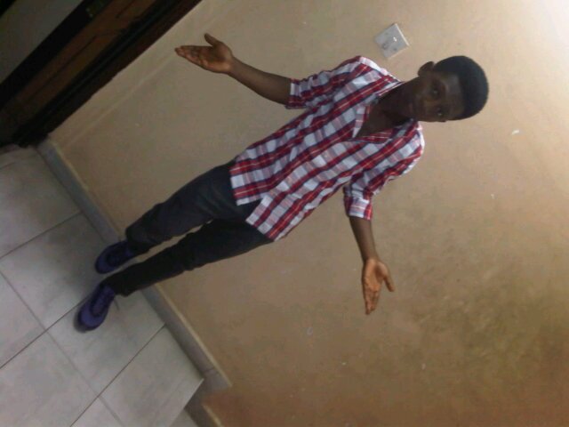 JUST WANT 2 B LOVED BY EVERYBODY