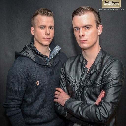 So Unique Media Group member | http://t.co/JW2dTlaOpo | info@darkchemistry.net or bookings@darkchemistry.net |