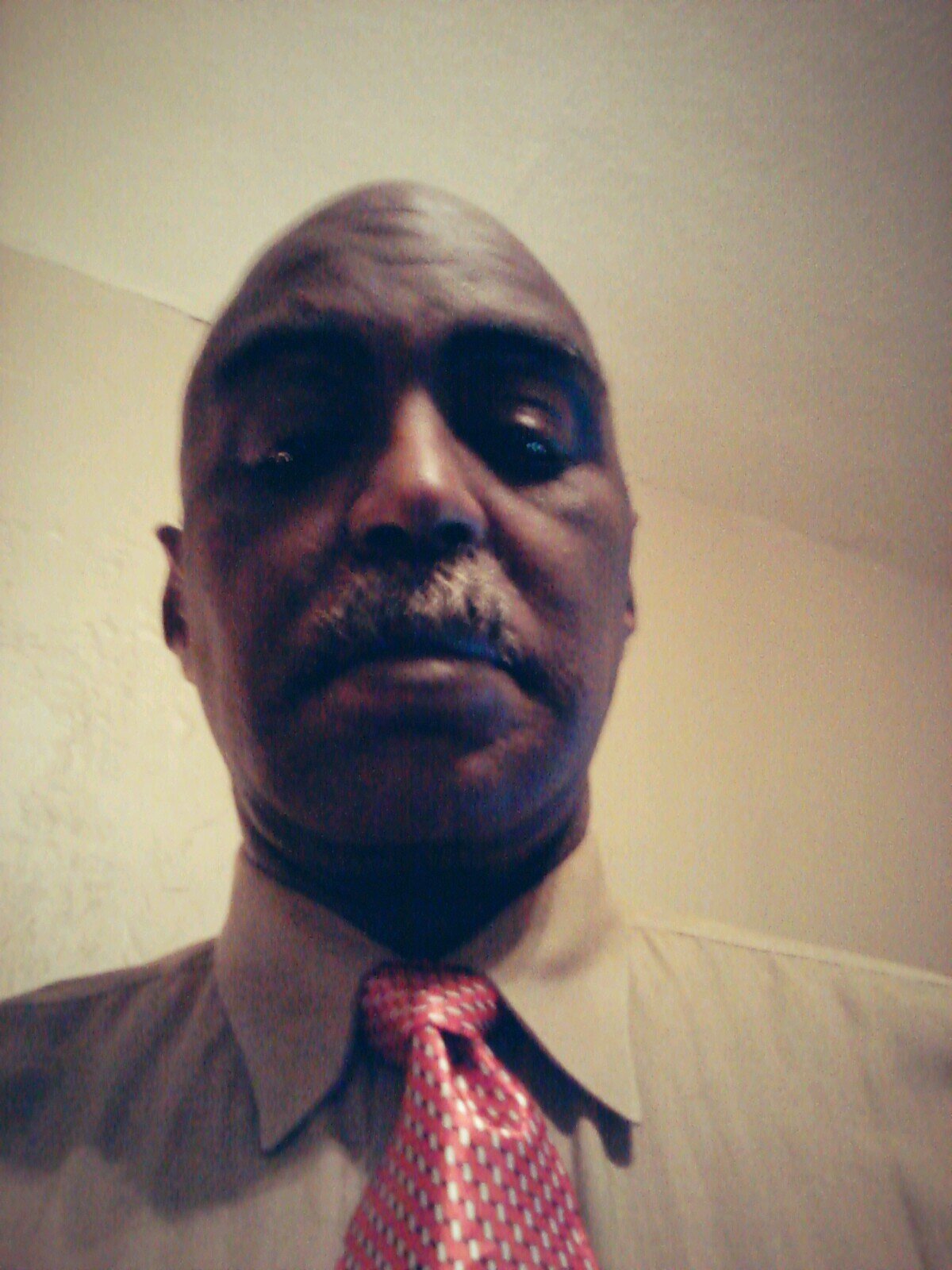 LOOKING FOR SOMEONE VERY REAL