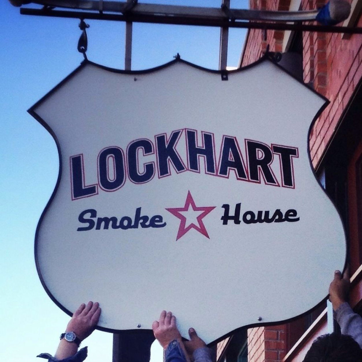 Northern outpost of Lockhart Smokehouse. Central Texas BBQ without I-35. 972-516-8900  Nationwide Shipping https://t.co/CPHOK45MhO