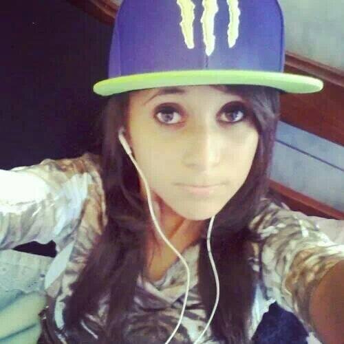 Sigo de volta!

14 Anos #Vascaina  #Belieber , Teamoo #Mc Daleste #DadaBoladão 3 
 \|/