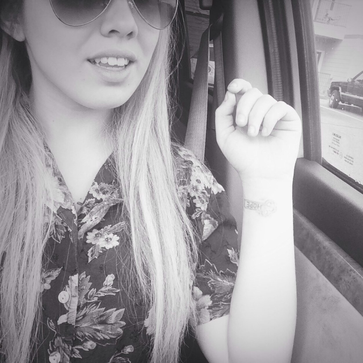 That girl Hope lalalalalarue.