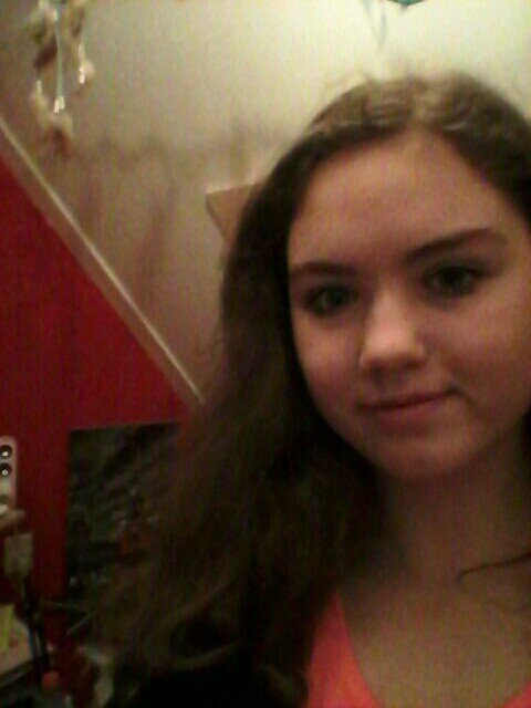 Live every day like there's no tomorrow ♥
Always free to followw ♥
