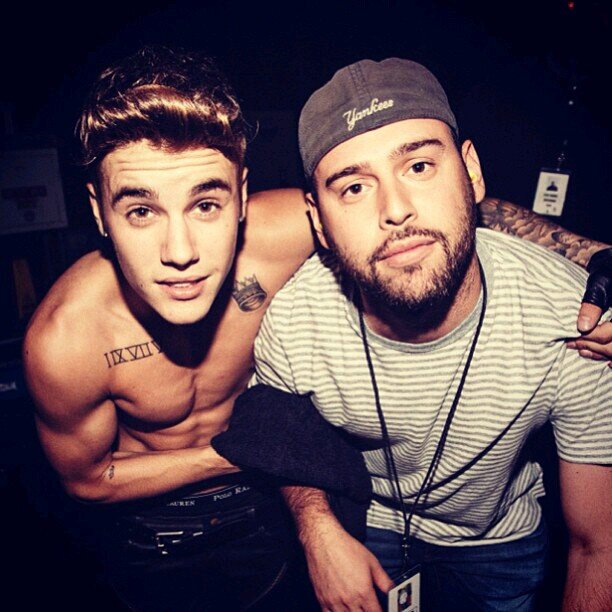 ♥Proud Belieber♥Follow me @justinbieber♥Beliebers will always support you♥