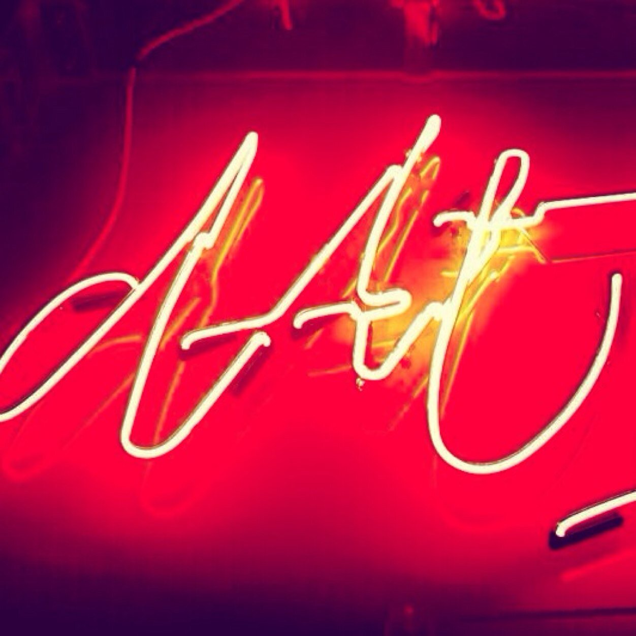 @DATbarNewcastle is back! Open Tue to Sat from 3pm 'til late.