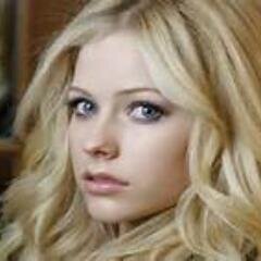 Hermana de Draco, Slytherin, GOLPEADORA , odiando sangre sucia, mortífaga poderosa. #FreeRol -----animaga
ADORO A MI PELIRROJO http://t.co/vZUhsX1XLi