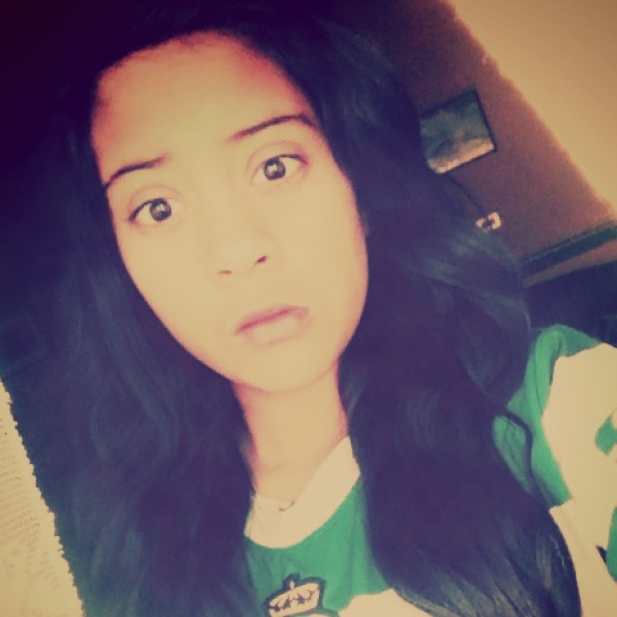 soy divertida amigable salir con mis amigos pasarmela bien y divertirme muchisimo Jugar Futbol:3
