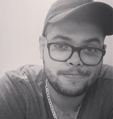 ♥: music, movies, beaches, bitches, books, myself, sex n sex with myself.