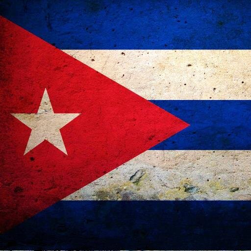 Ingeniero en Ciencias Informáticas. #Cubano que no poetiza las caídas, se levanta. Siempre en defensa de la #verdad.