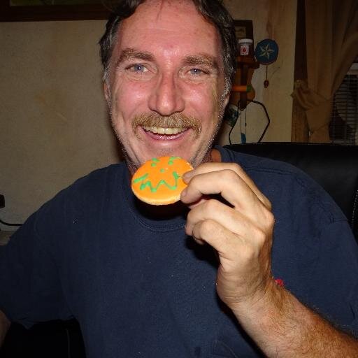 MoodyMediaDM's profile picture. 