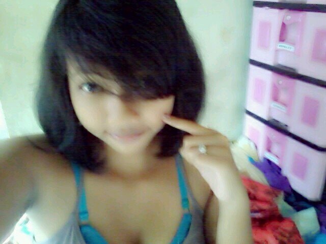 dexopie955's profile picture. kalu aku gak ada online d twitter sms aku lo ada perlu ya IM3 : 085738881929 XL : 087761346995