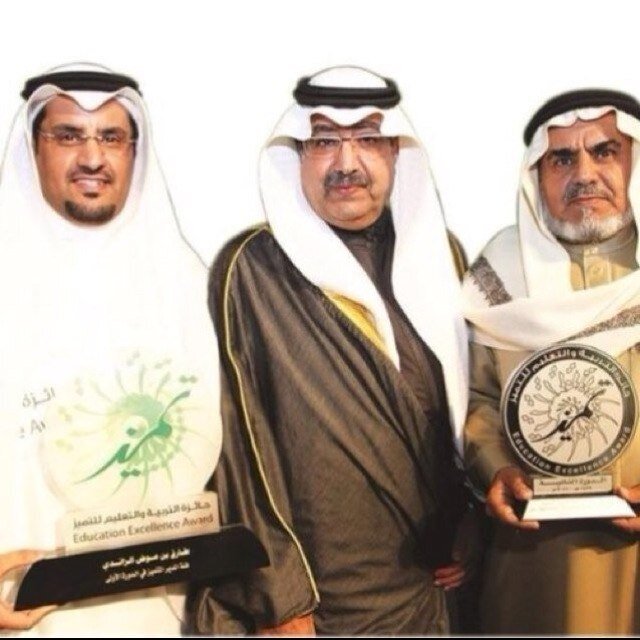 اللهم عليك بـ : عوض بن عواض الزايدي وعياله الأنجاس اللهم شل أركانهم وأخرس لسانهم وجمد الدماء في عروقهم وأرانا فيهم عجائب قدرتك يا أرحم الراحمين