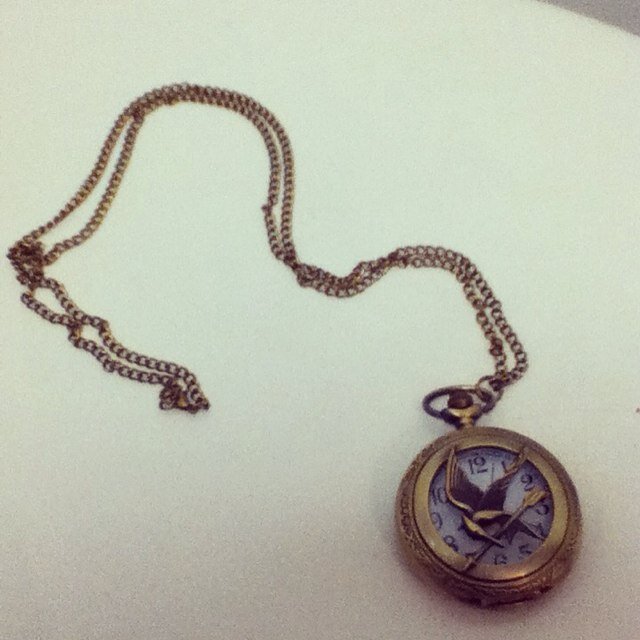 _ChloeCoates's profile picture. The world can be amazing when you're slightly strange. Klaine Ship, Potterhead, Tribute, Nerd, Band Lover, Chris Colfer Is My Prince Instagram:ohbitemehobbit