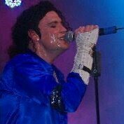 Robert Alexander Giles - one of the worlds best Michael Jackson sound alikes. check out http://t.co/ydSNQoMr6i