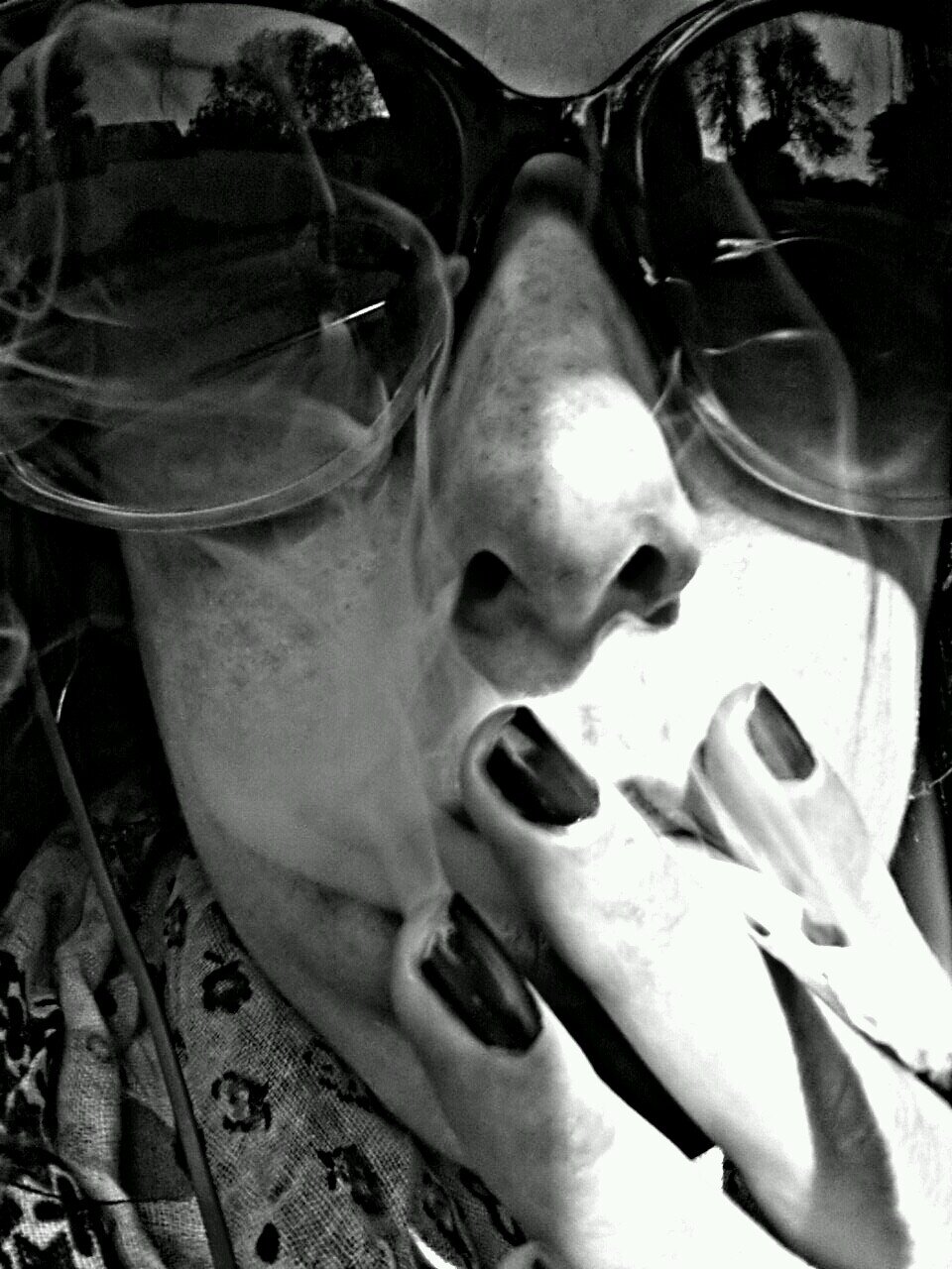Every day I am grateful to be on God's green earth, blessed with kush, love & sunshine! Life can be wonderful... be blazed 'n amazed! ♡♥♡♥♡
