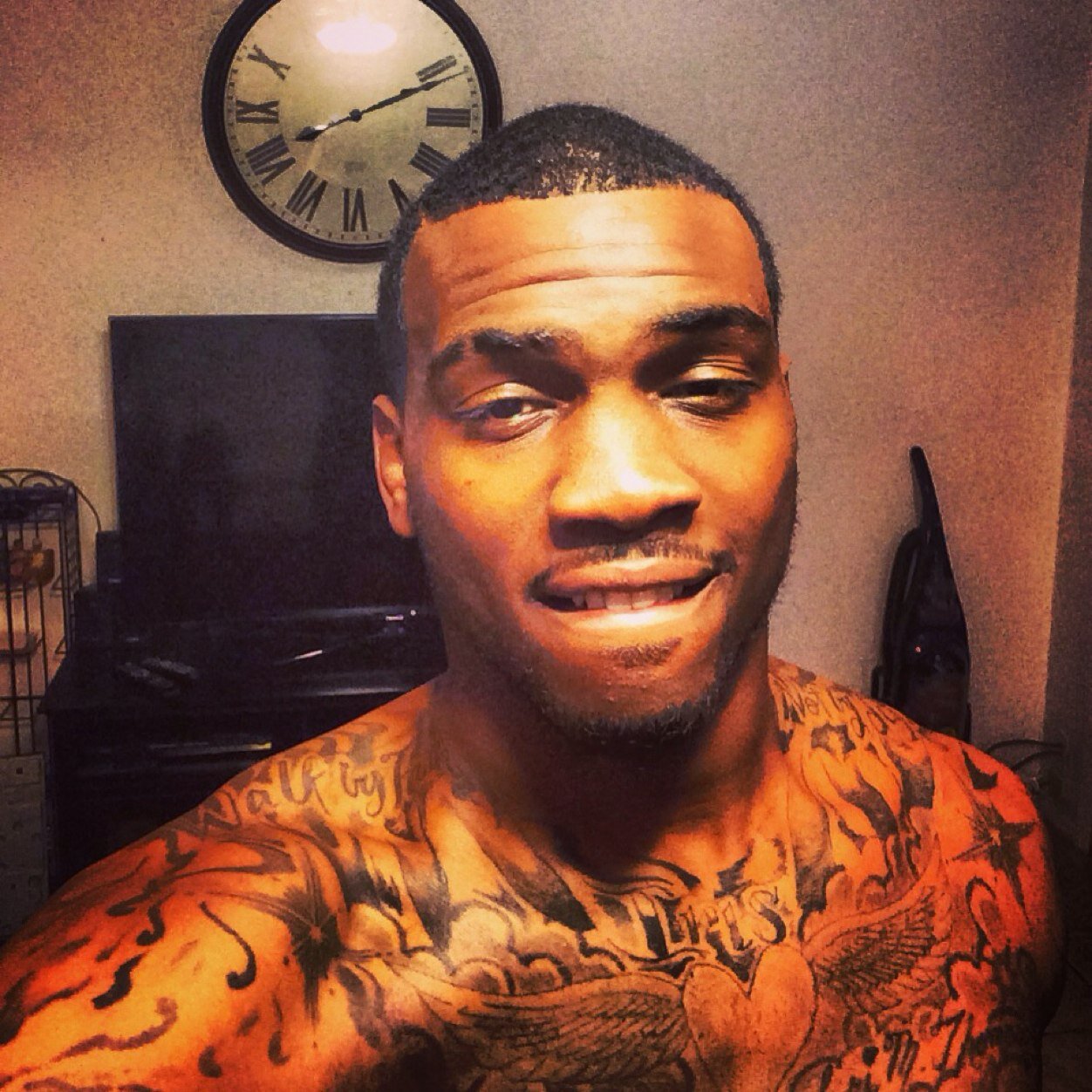 52cowboy's profile picture. You got the tool pointed towards me but you to dumb to know you got two point back at chu. DIRT NAP, TEXAS  FWM!!