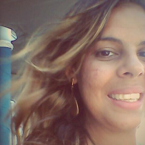SIGO DE VOLTA!!!!
face camilesimoes@hotmail.com