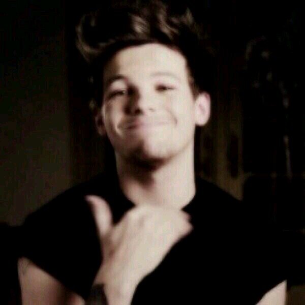Can you please follow @LovingMyNialler and not this acc? :)