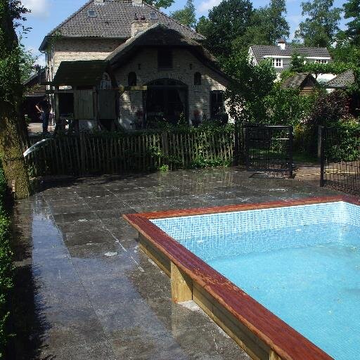 KruifBestrating's profile picture. De Kruif Bestrating voegt iets toe.
Leggen van keramische tegels
http://t.co/CMej5ibsu5
Voor bestrating zonder onkruid
http://t.co/gYlYypYdwF