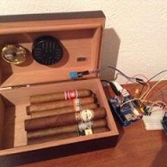 cavahumidor's profile picture. Mi Humidor de Cigarros conectado a Internet por medio de un Arduino. Detalles aqui: https://t.co/2LnIRroebX