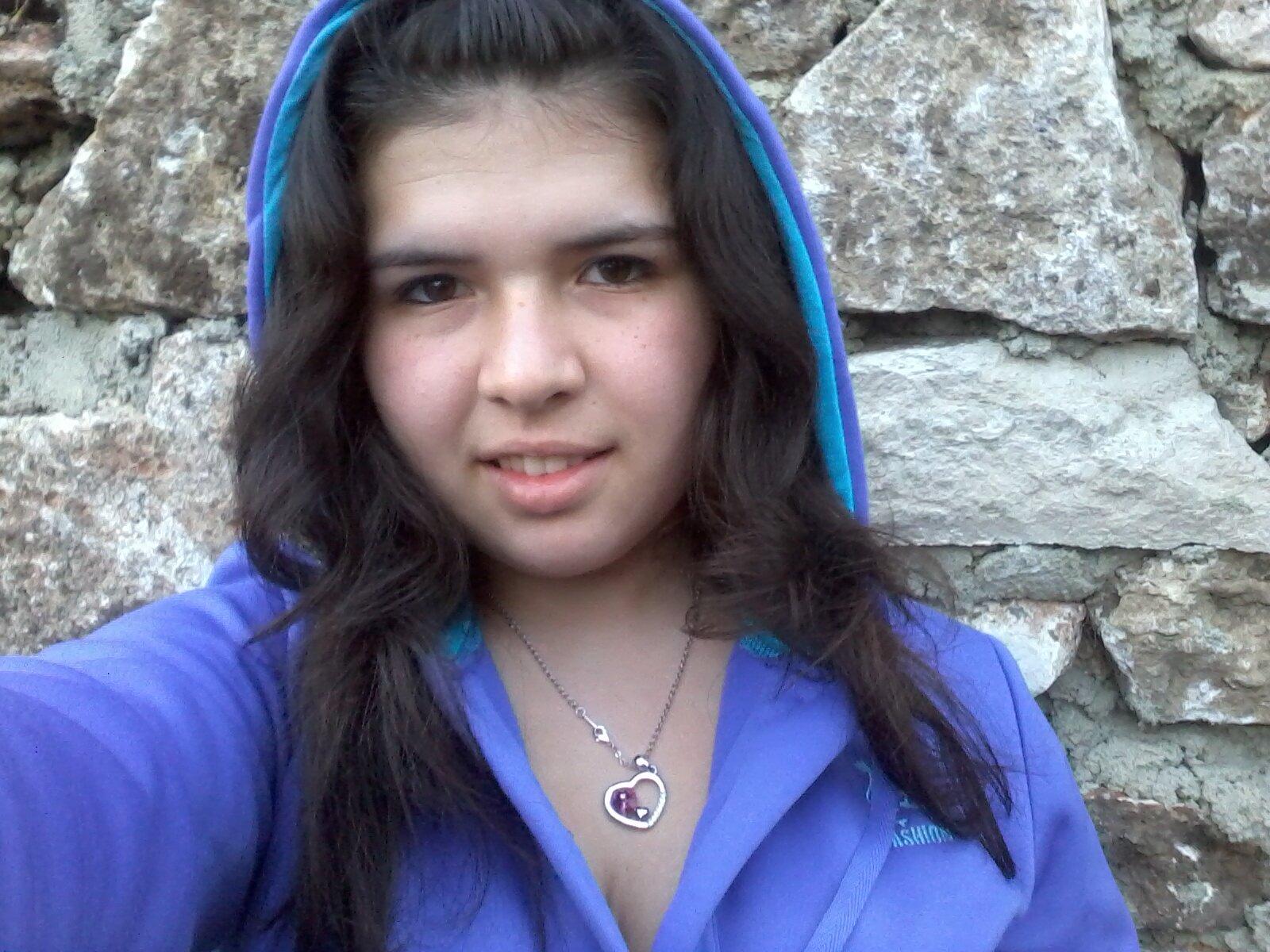 Hi,I'm Rumi.I'm 14.I LOVE ONE DIRECTION,JUSTIN BIEBER,AUSTIN MAHONE AND BIG TIME RUSH !